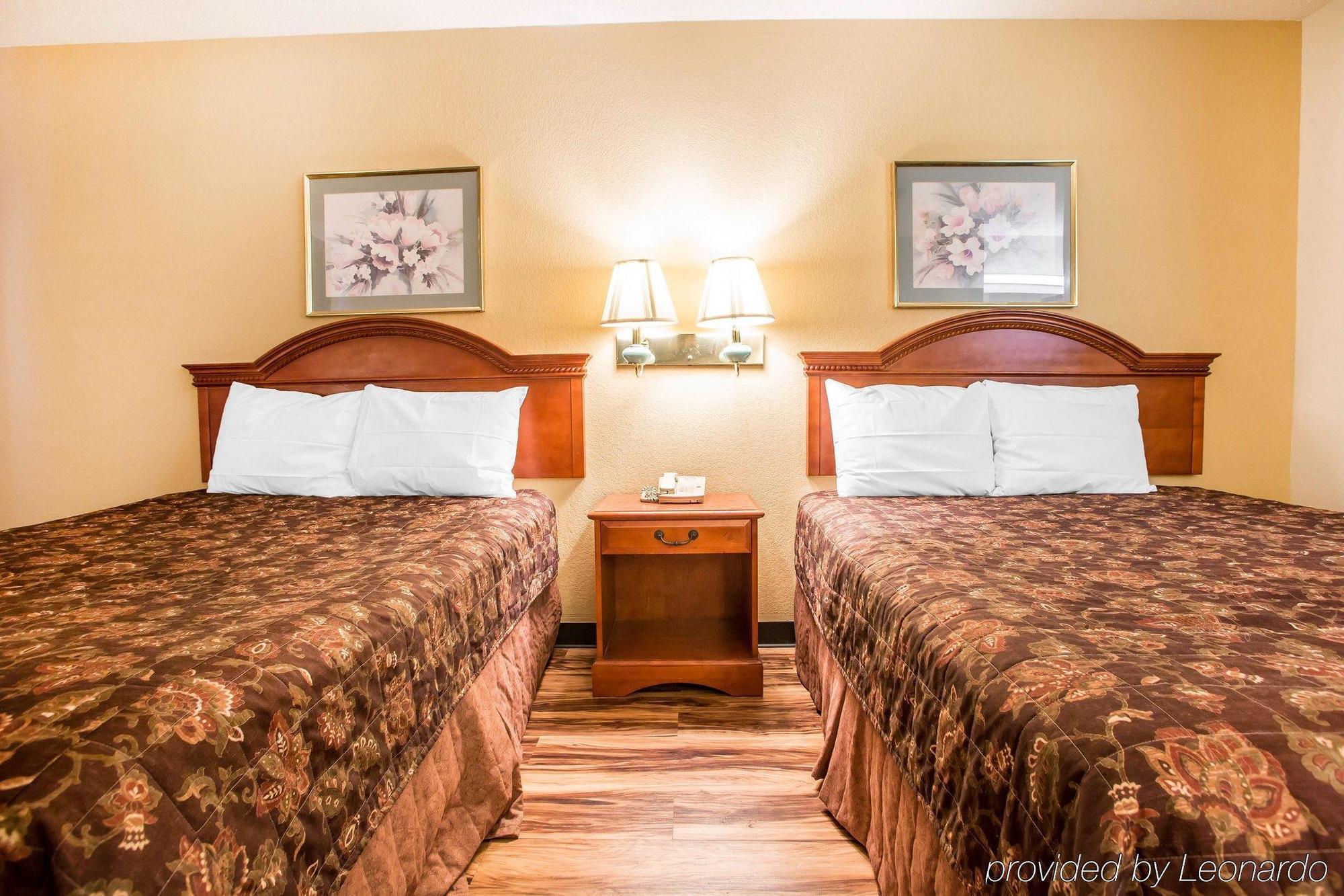 Red Lion Inn & Suites Caseyville Zewnętrze zdjęcie